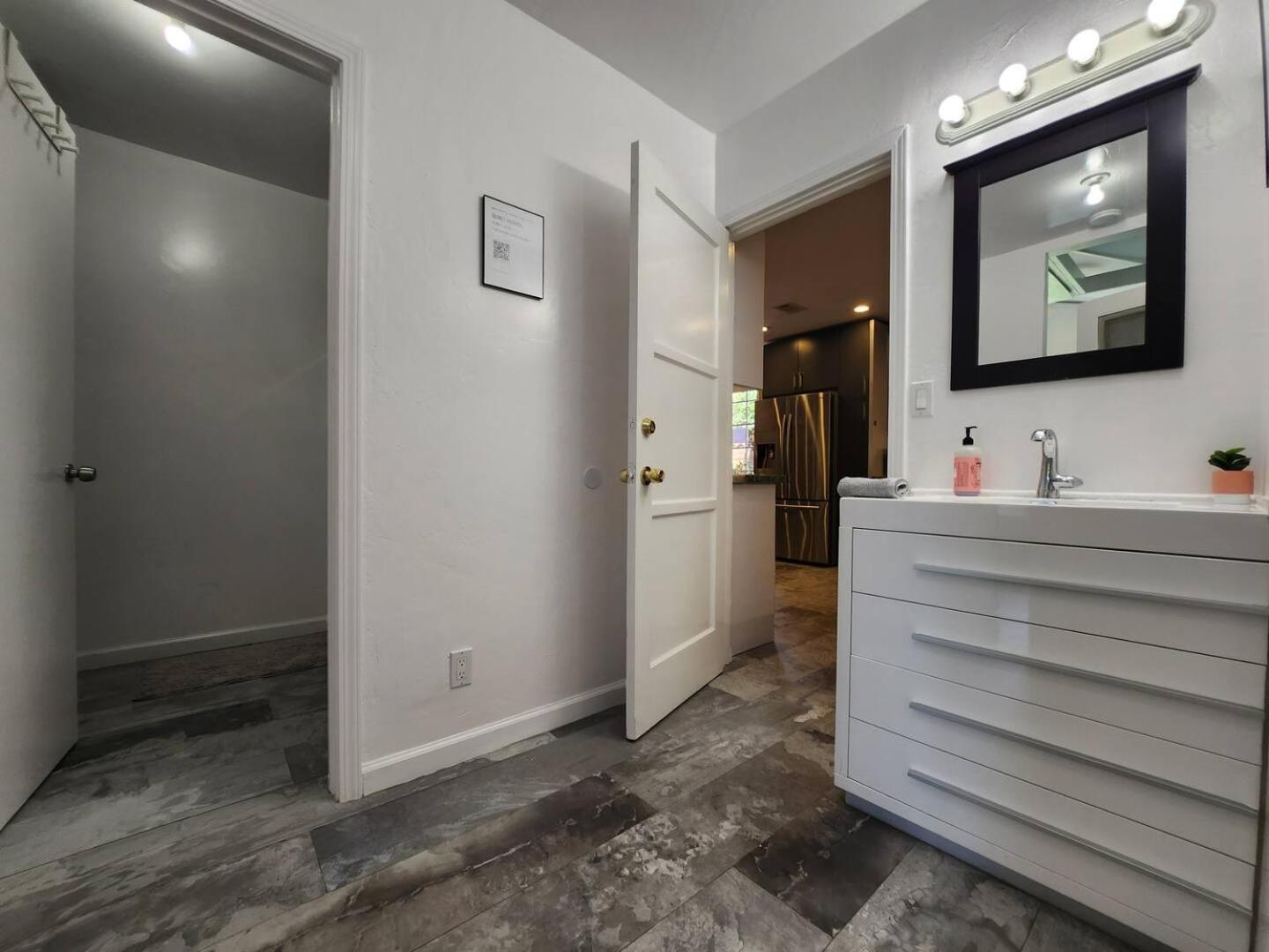 Private Room1 Own Bath Own Entry Shared Kitchen Walk To Ucsd San Diego Exterior foto